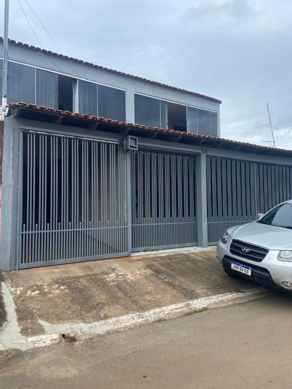 Vendo Sobrado com 02 Residências, Quadra 02 Sul, Brazlândia/DF com Habite se