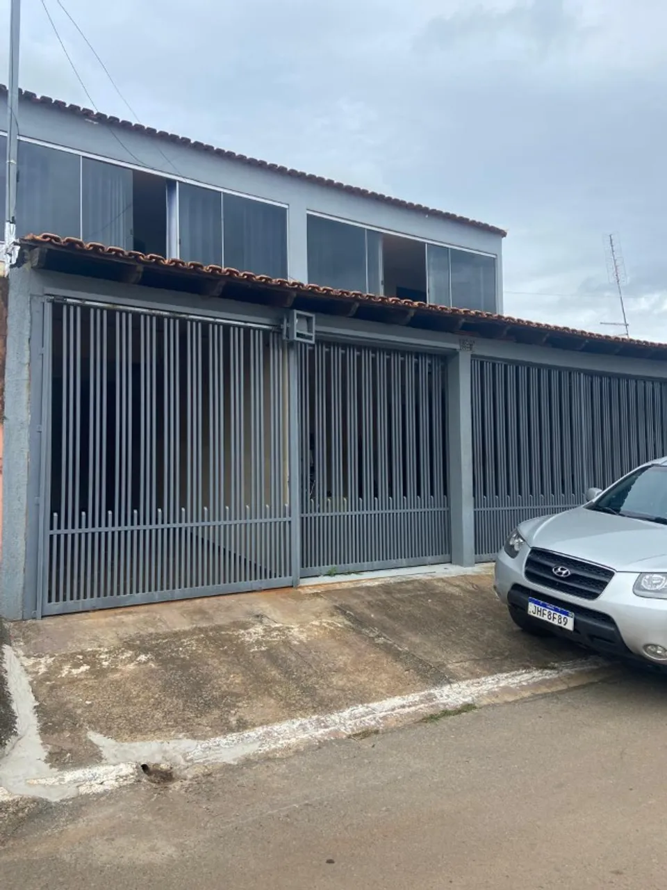 Vendo Sobrado com 02 Residências, Quadra 02 Sul, Brazlândia/DF com Habite se