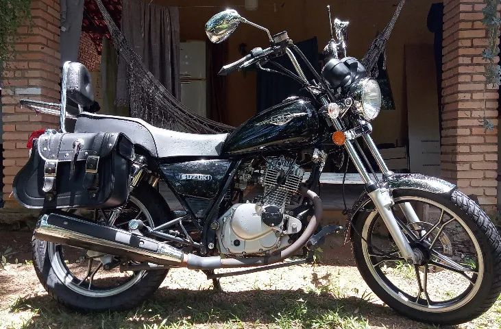 Suzuki Intruder 125 - 2016