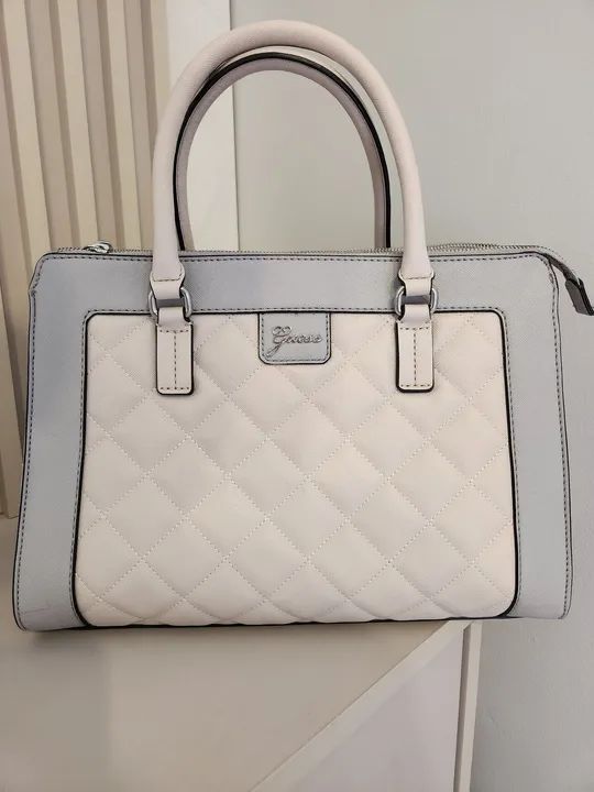 Bolsa Guess Original - Bege e Cinza - Foto 5