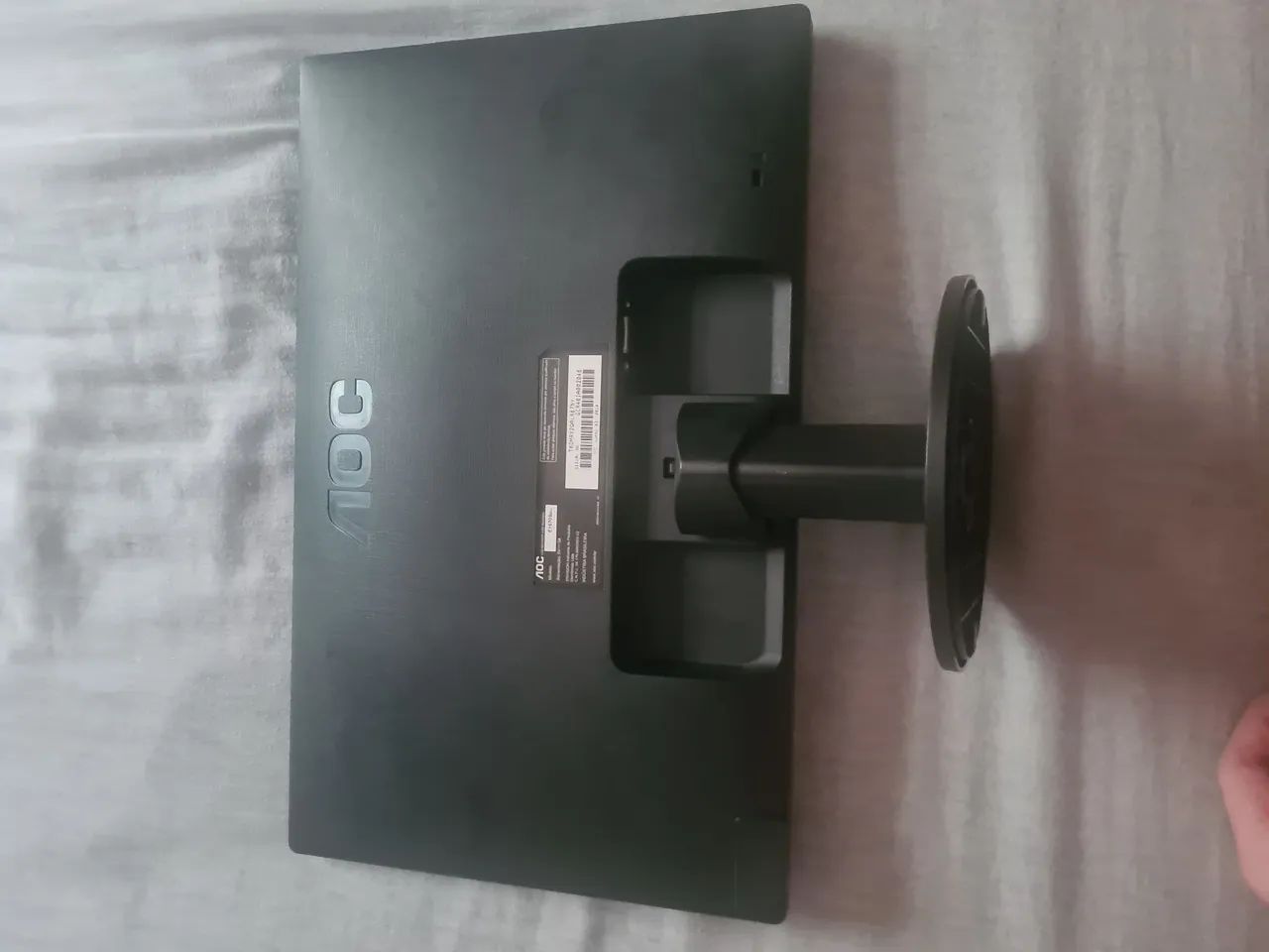 MONITOR USB AOC 16' PERFEITO PARA DVR E JOGOS - Foto 2