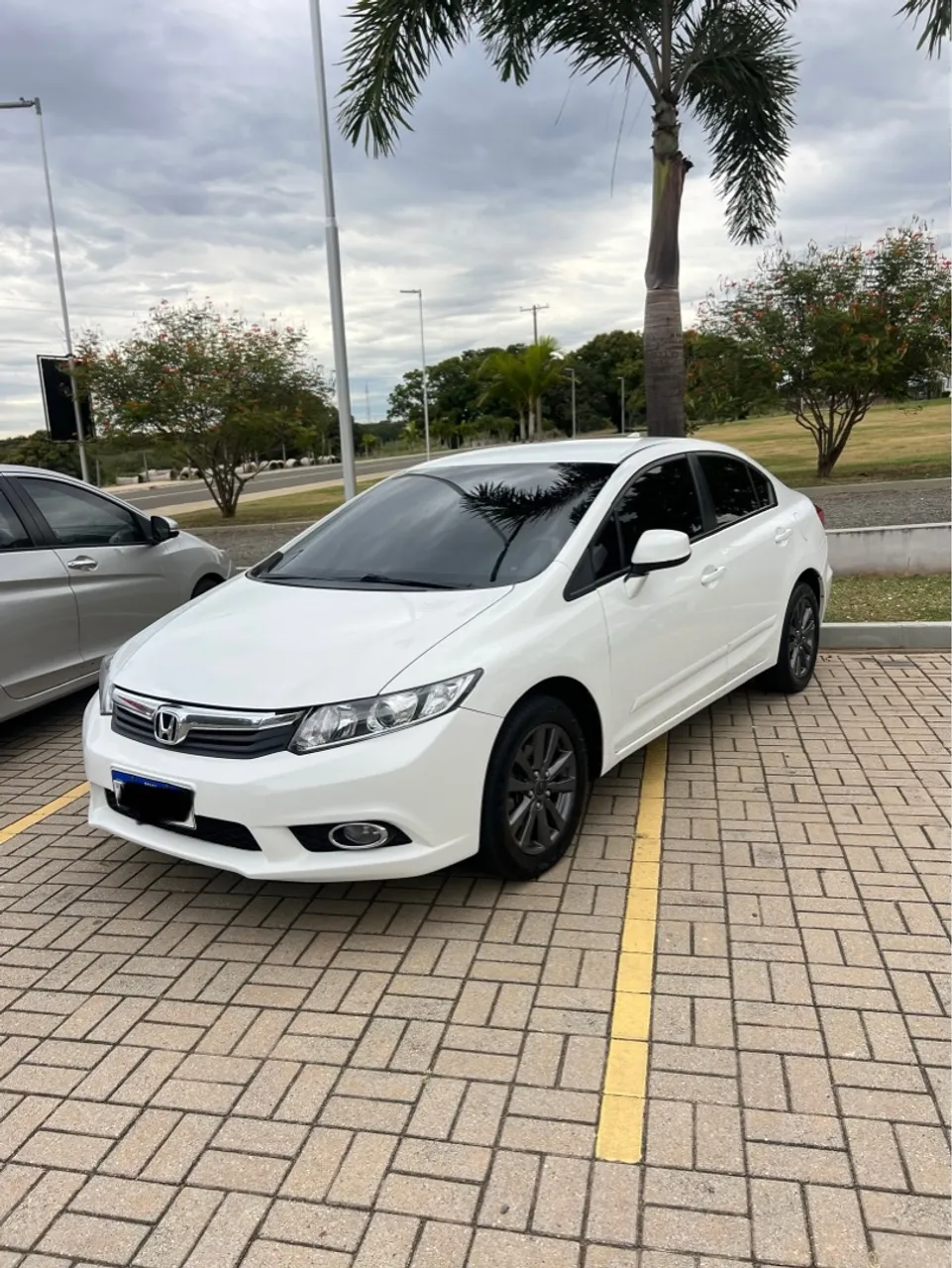 HONDA CIVIC LXS 2014
