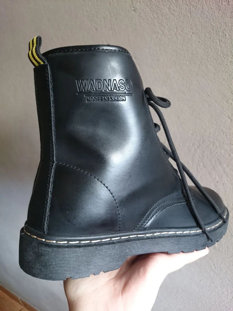 Bota/Coturno Feminina Importada  - Foto 4