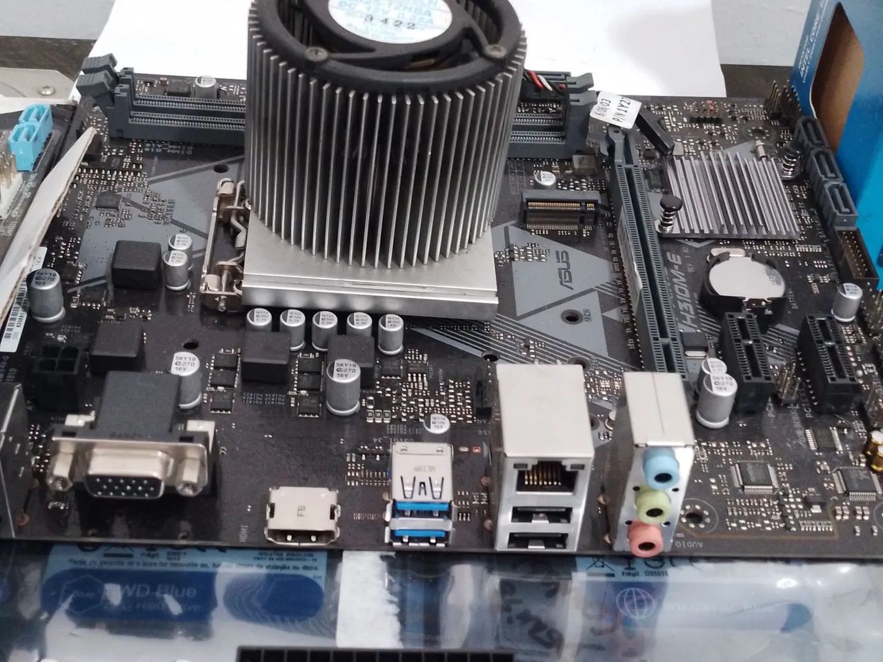 Lote de placas mãe Asus e outras com processador - Foto 3