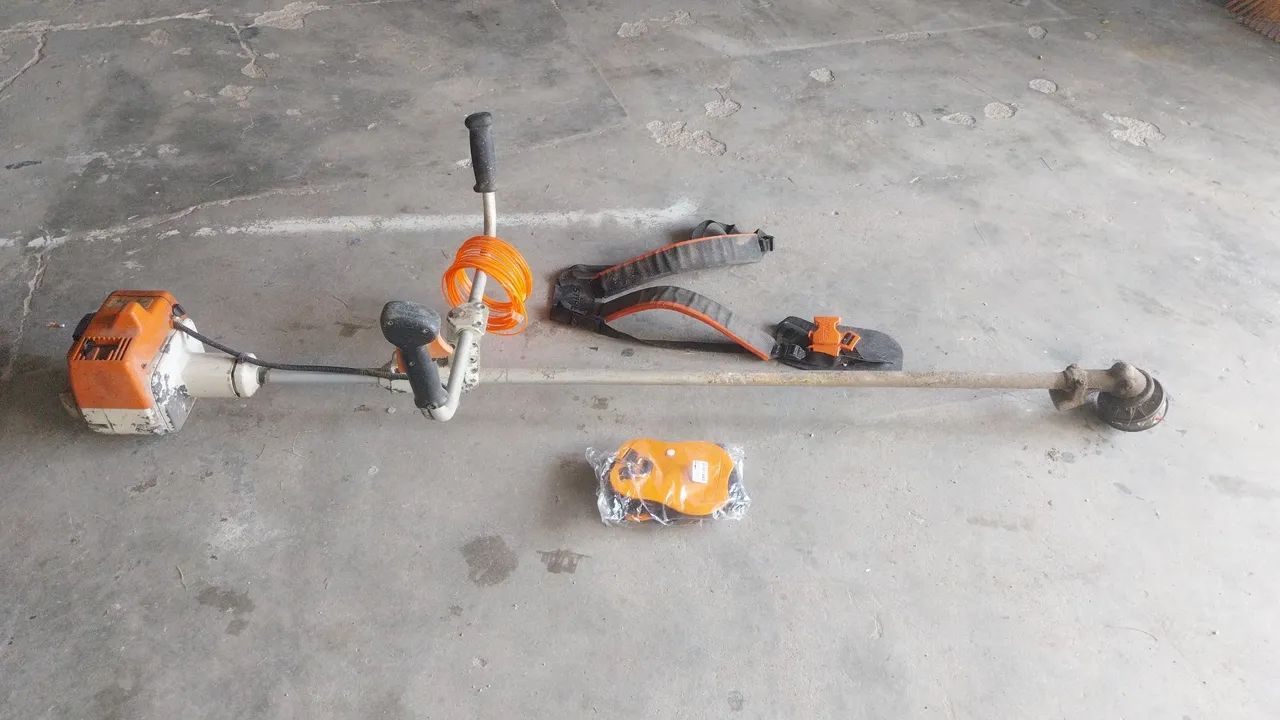 Roçadeira Stihl FS 220 - Foto 3