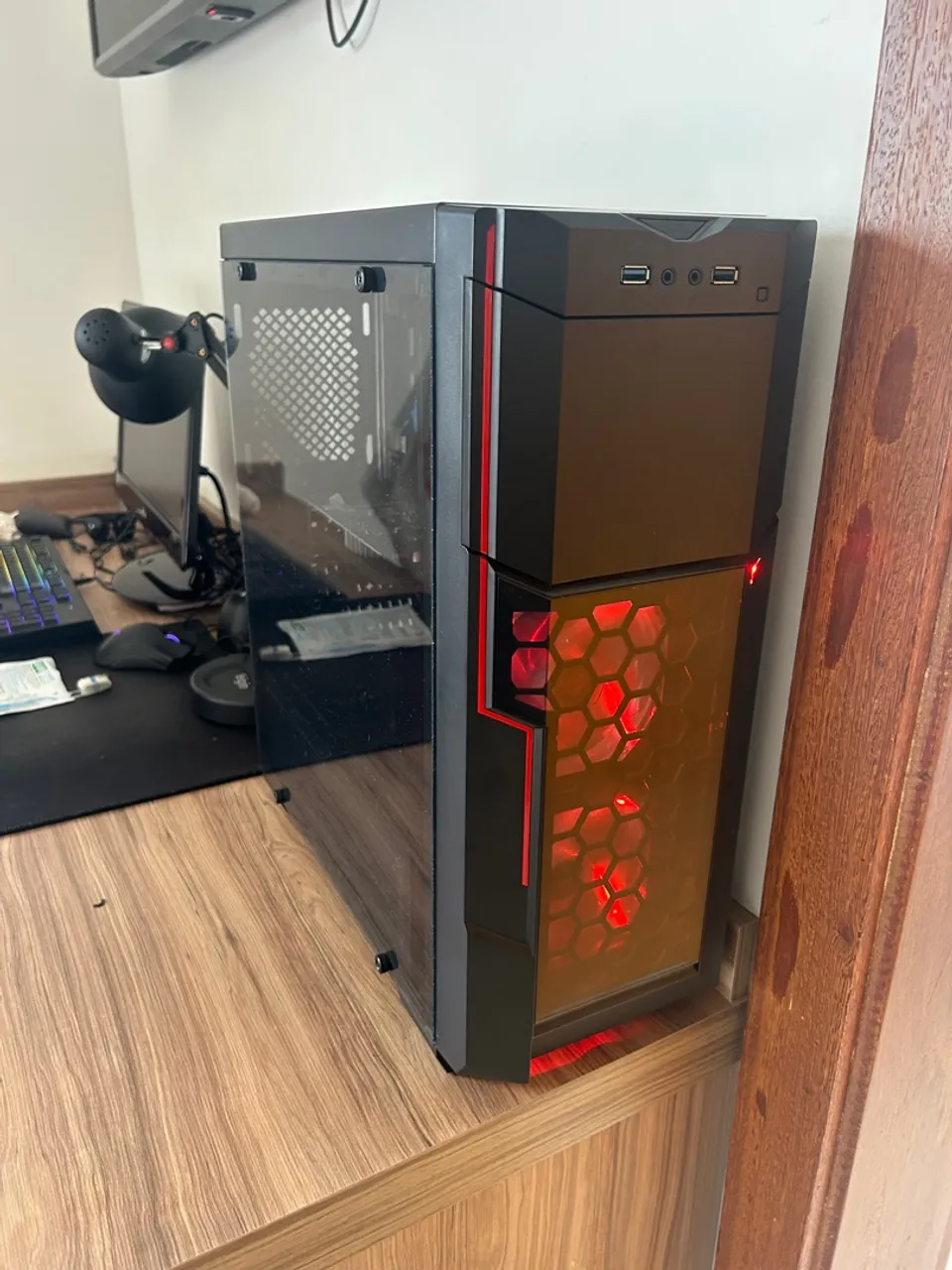 PC Gamer com iluminação RGB - Ótimo desempenho!