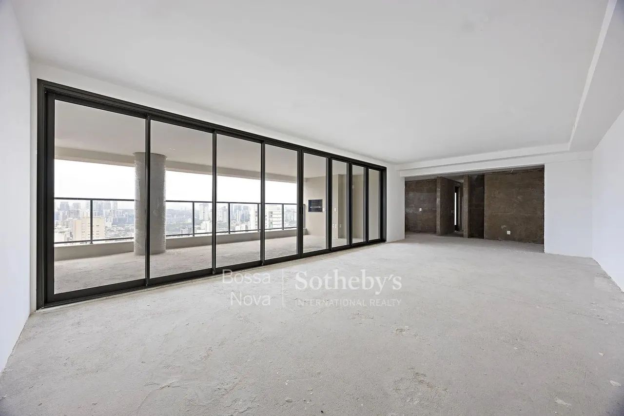 Apartamento com vista permanente e planta versátil