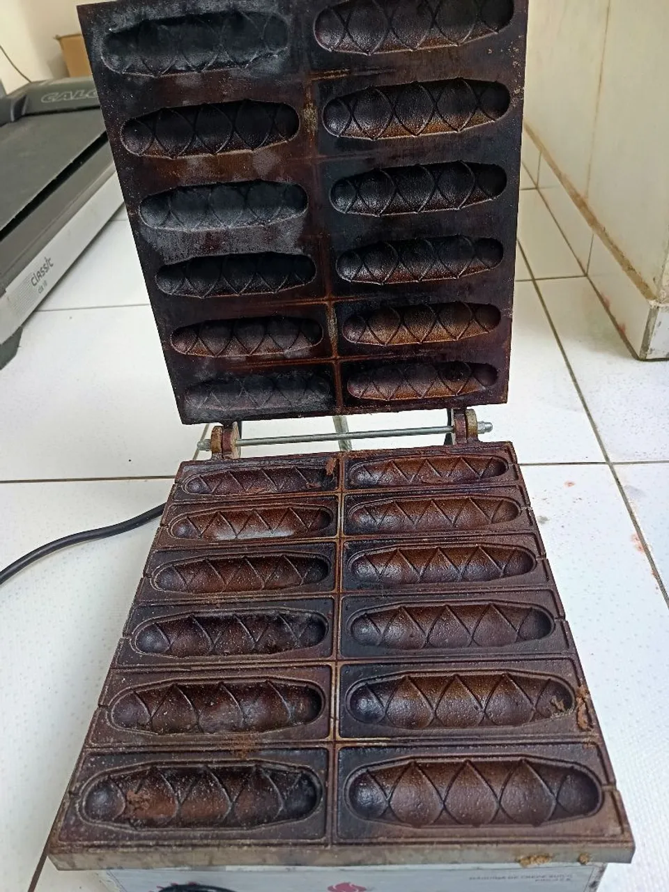 Máquina de crepe - 12 cavidades