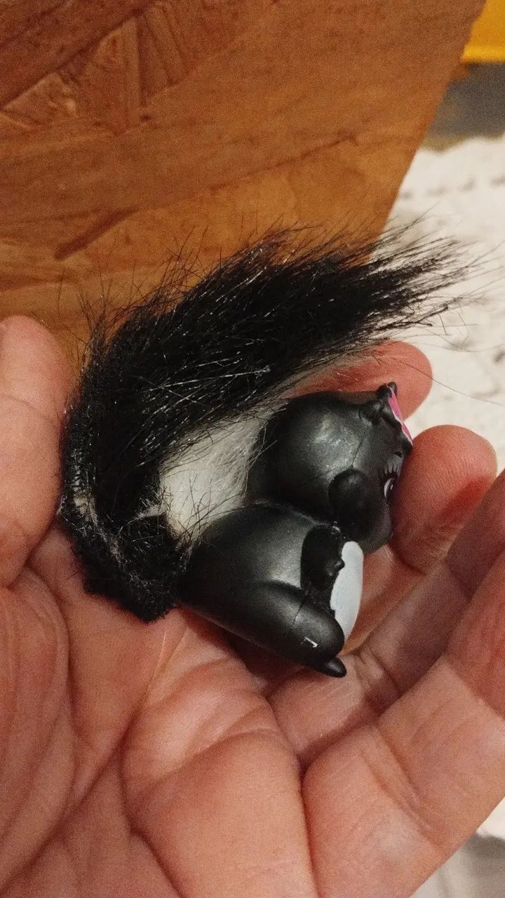  Enchantimals Bichinho Sage Skunk  - Foto 4