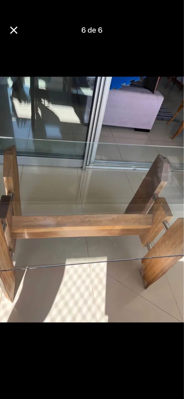 Mesa de madeira com tampo de vidro  - Foto 3