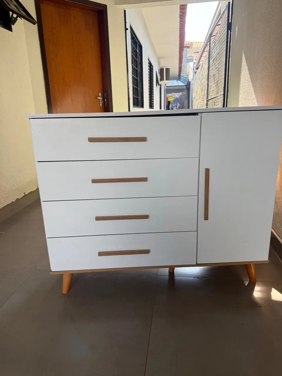 Vendo cômoda