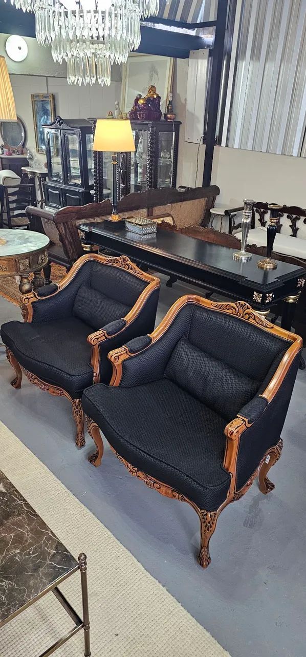 Moveis luxo, 4 poltronas clássicas alto padrão - Foto 5