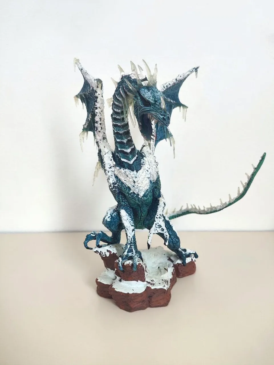Estátua Dragão de Gelo - Ice Dragon McFarlane