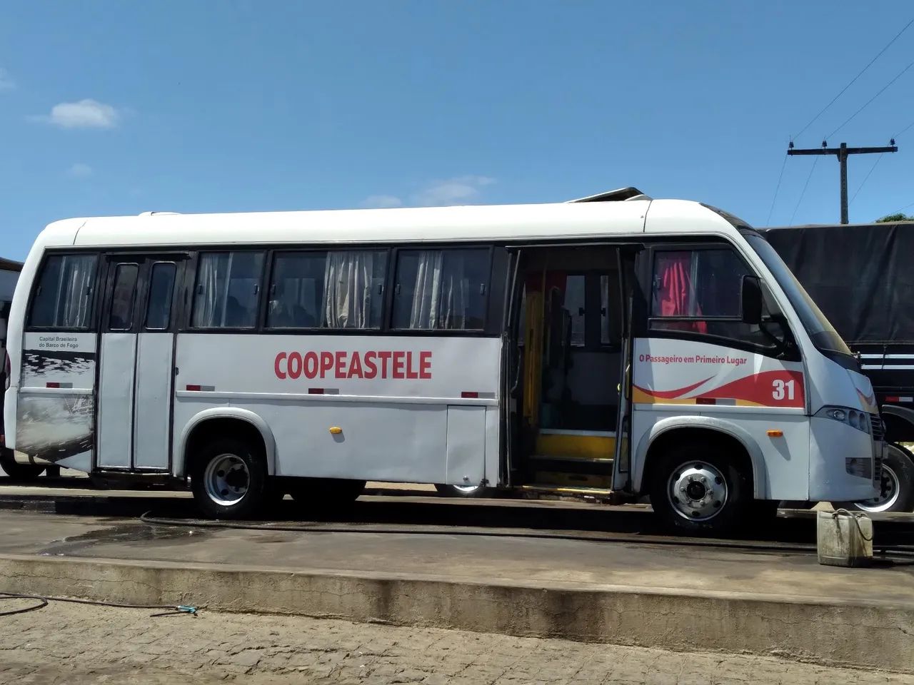 Vendo micro-ônibus - Foto 2