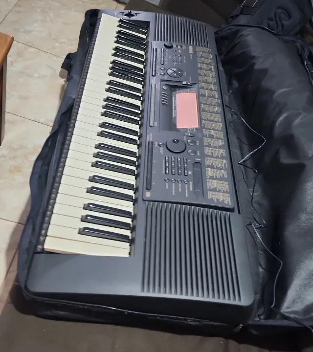 Teclado Yamaha PSR 520