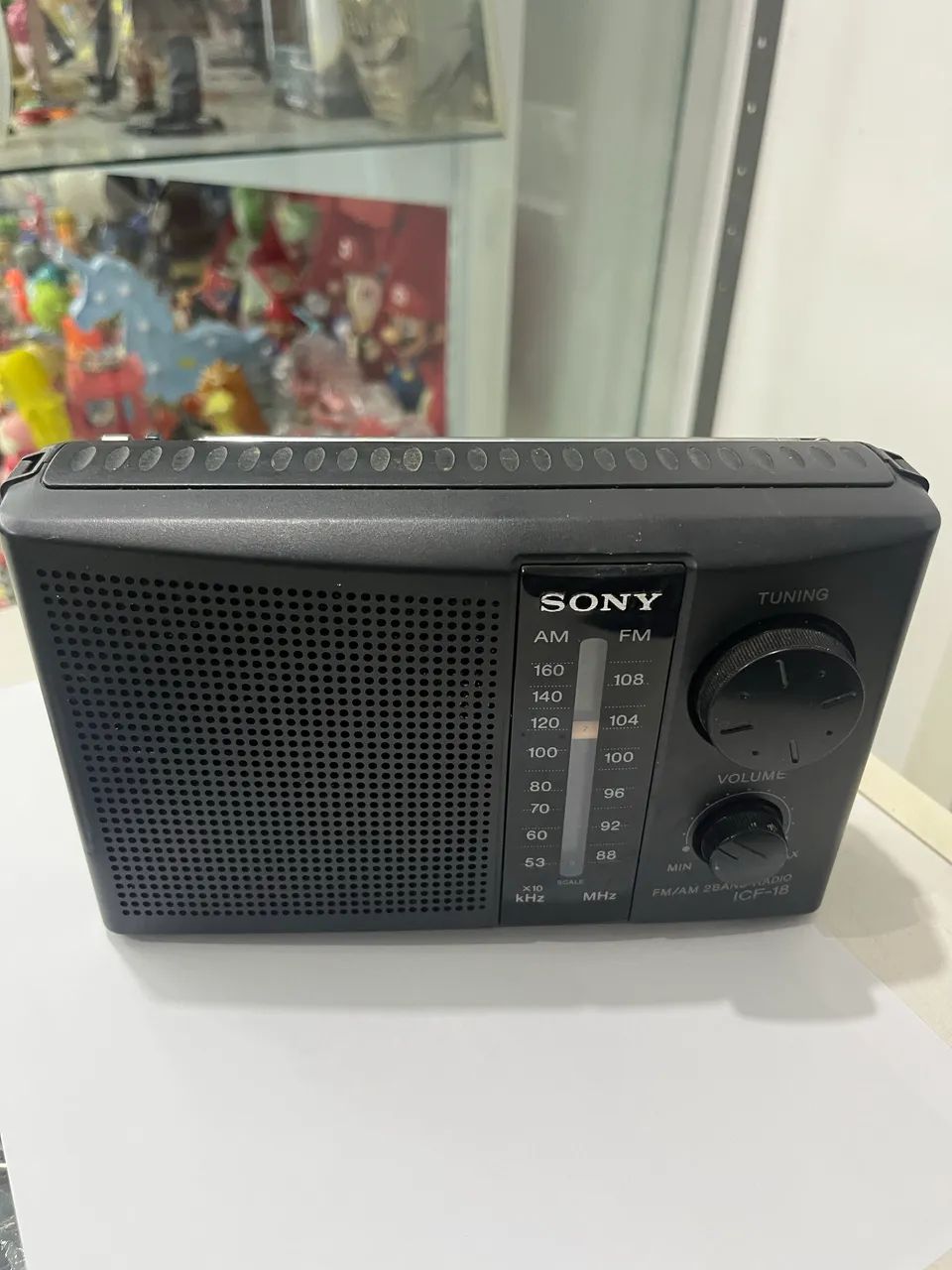 Rádio Sony icf 18 a pilhas 