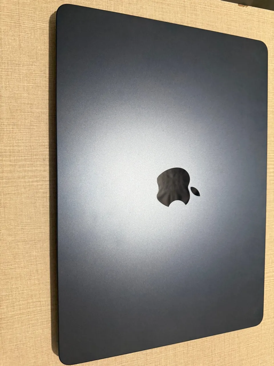 MacBook Air Midnight - Design elegante e desempenho Apple