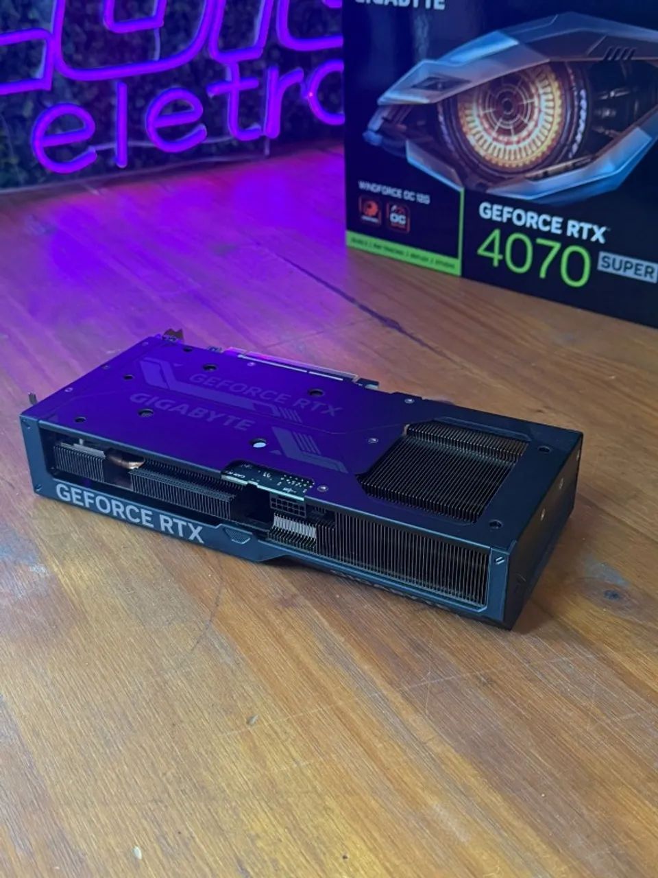 Gigabyte RTX 4070 Super 12GB - Foto 2
