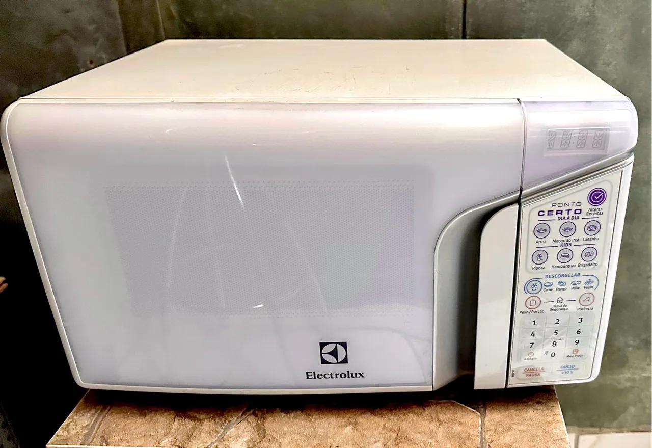 Micro-ondas Electrolux Branco 31 Litros 127 Volts