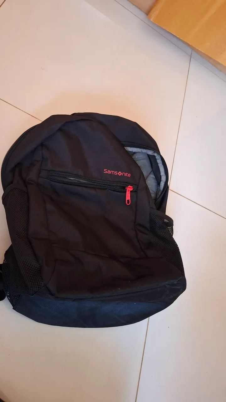 Mochila Samsonite Acceleration Storm preta e vermelha - Foto 4