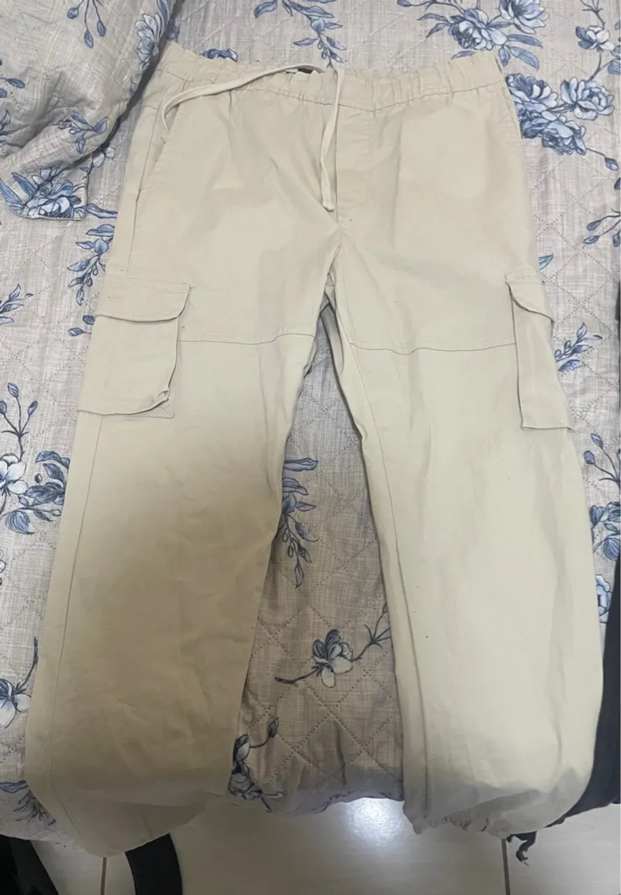 Calça cargo tamanho M