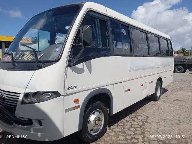 Micro ônibus volare