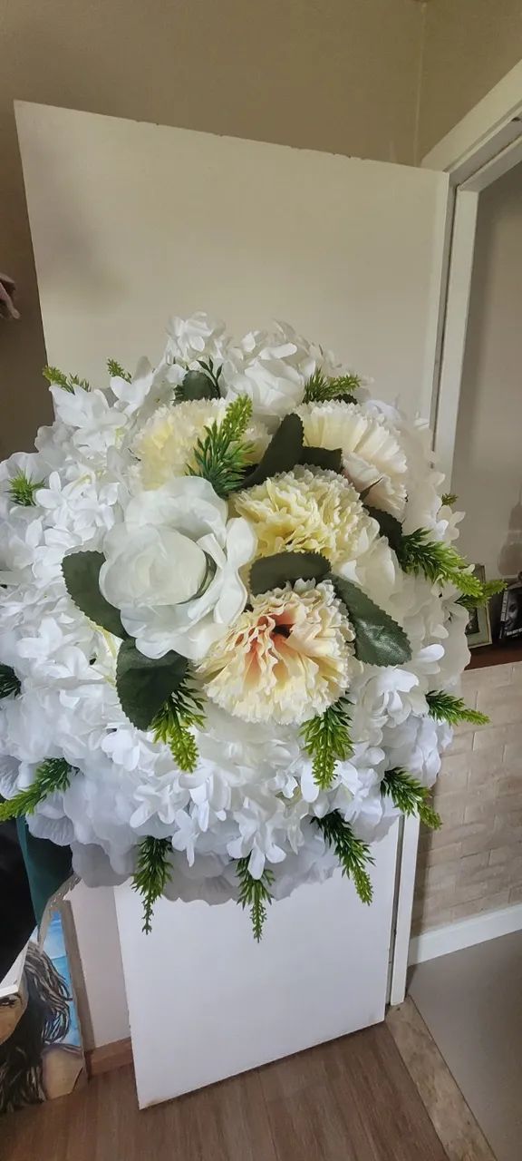 Chapéu de flores para eventos - Foto 3