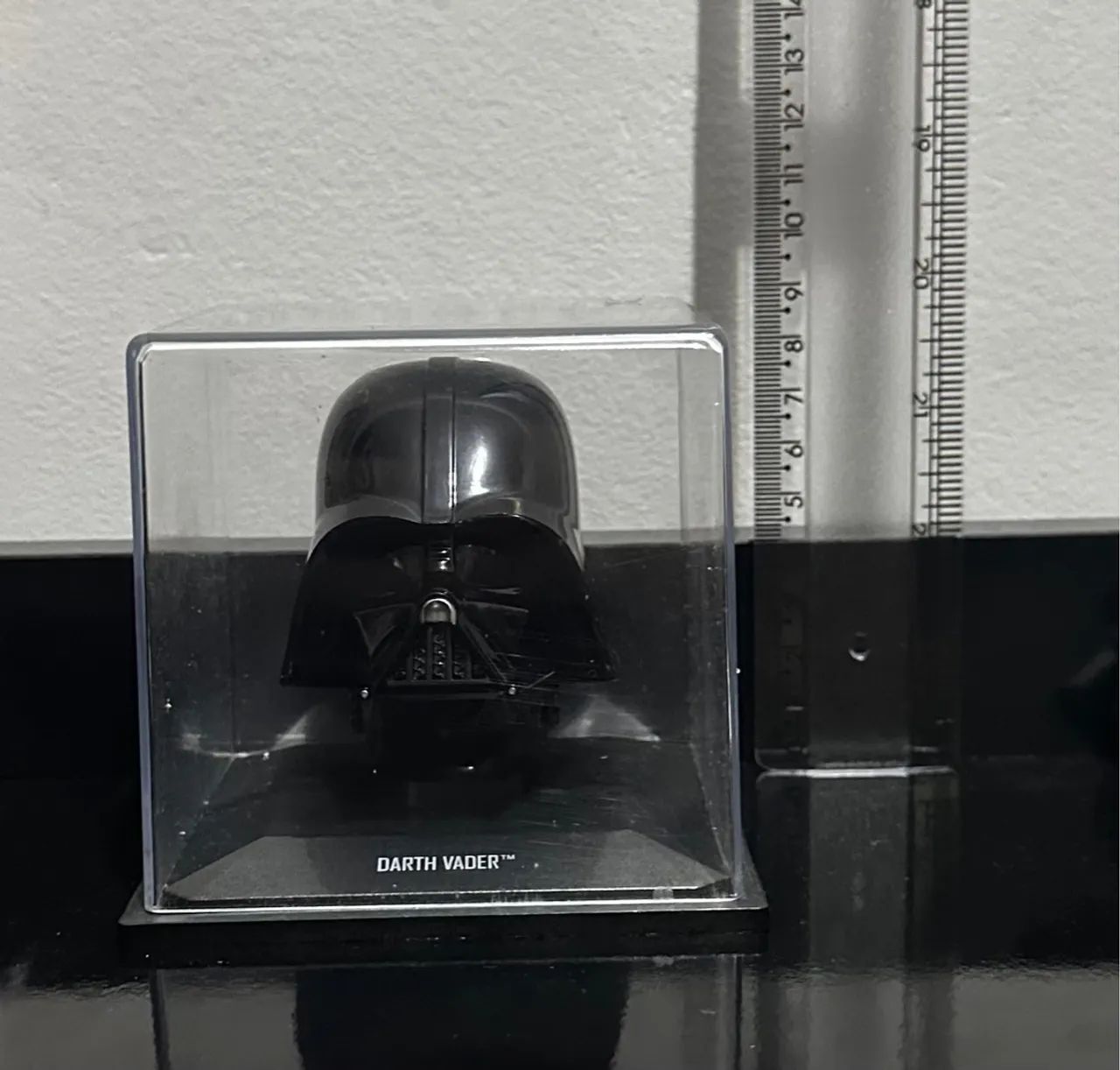Darth Vader - Capacete colecionável 9cm - Foto 2