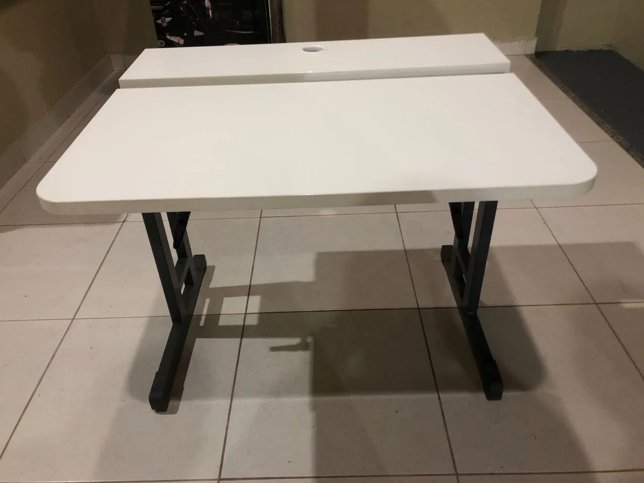 Mesa branca para computador. - Foto 3