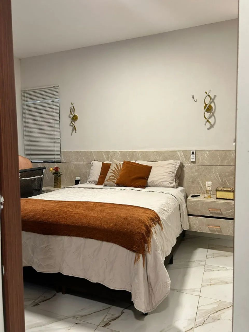 Casa com três suítes -119m² - Foto 4