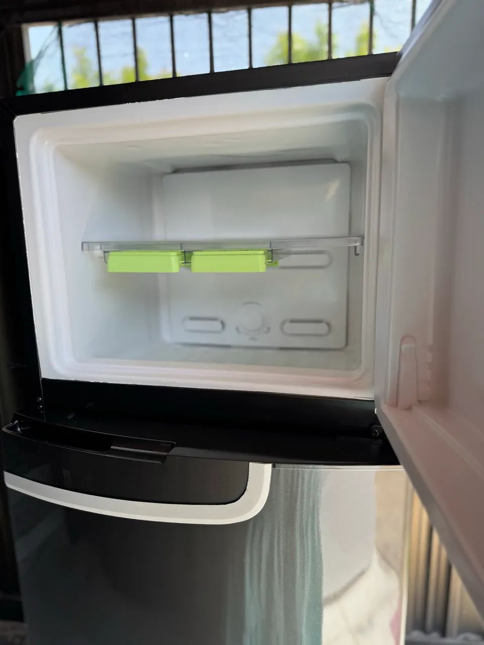 Geladeira Duplex consul 340l - Foto 4