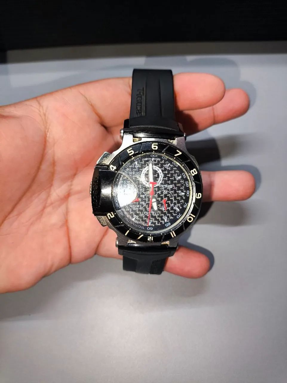 Tissot TRace motogp preto e vermelho