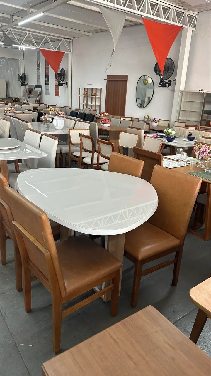 Mesa de madeira pronta entrega 