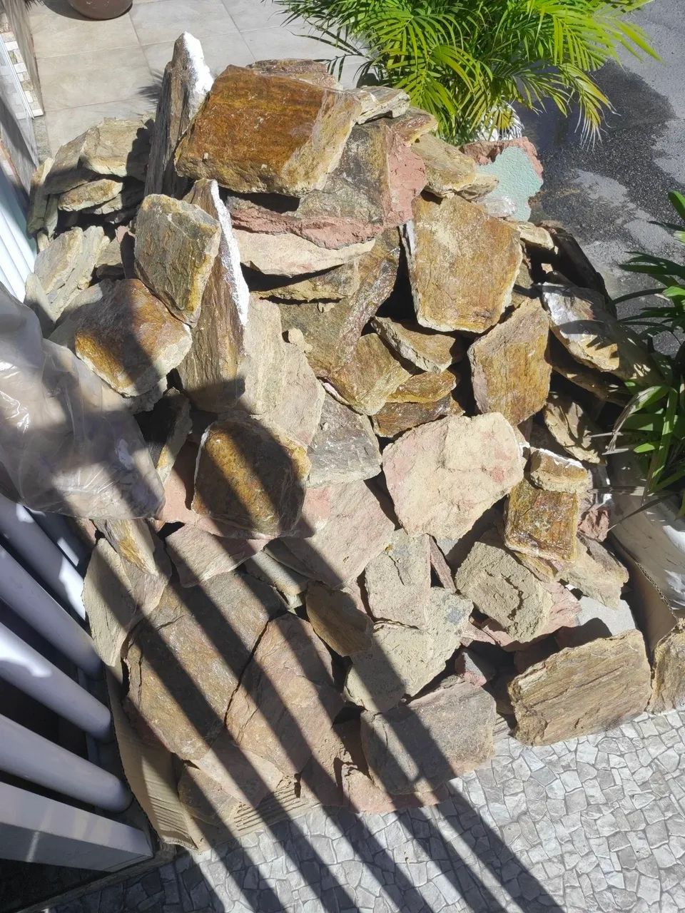 Pedras madeira amarela