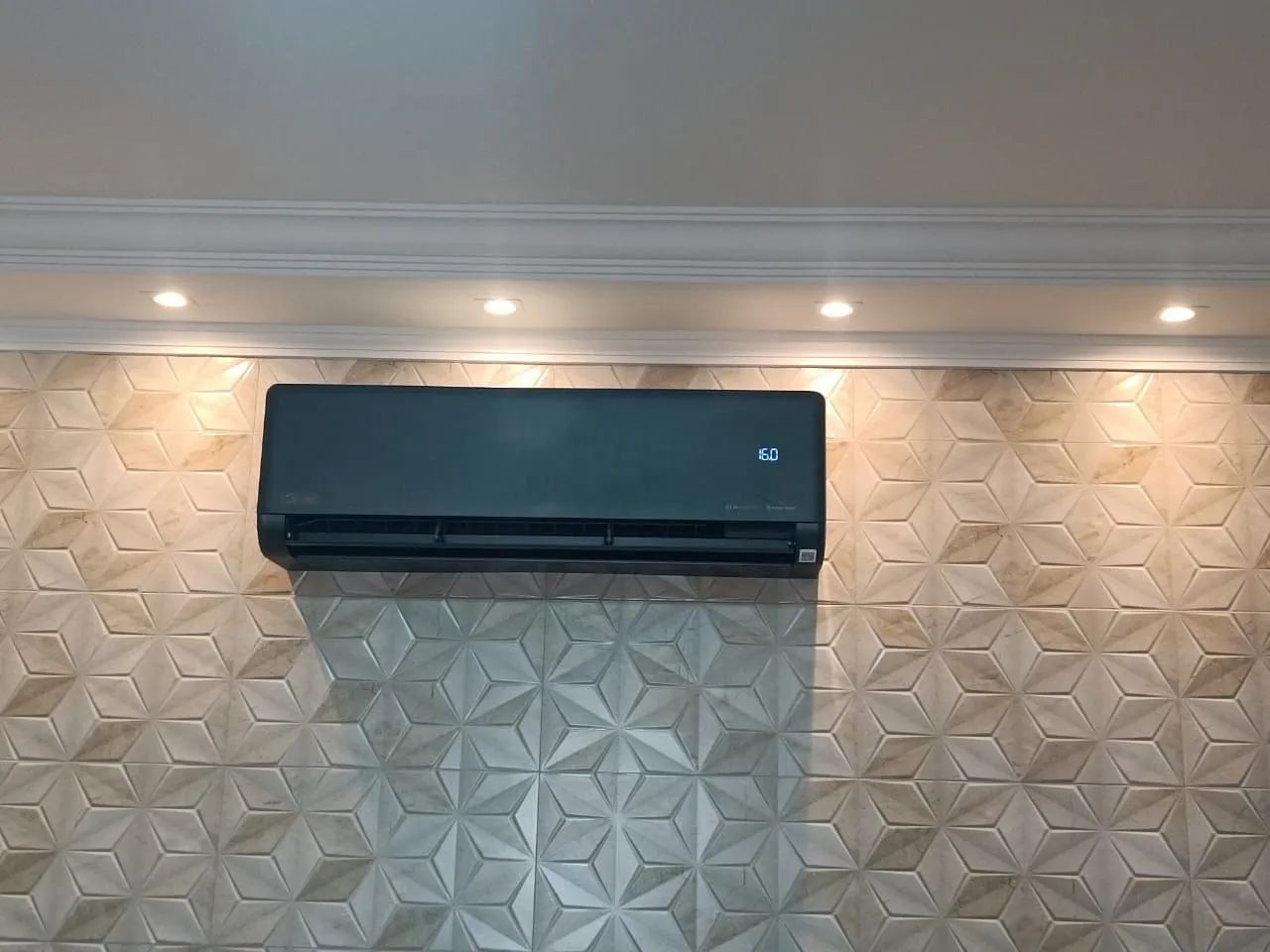 INSTALAÇÃO DE AR CONDICIONADO 