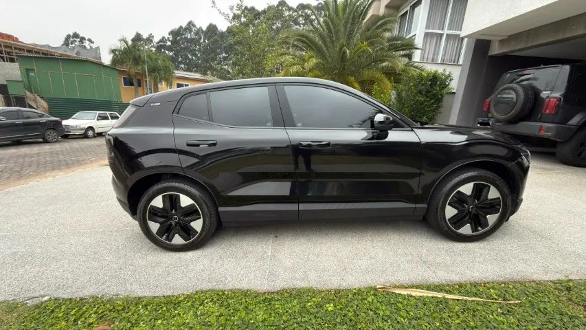 Volvo EX30 E60 Core (elétrico) 2024 - Foto 3