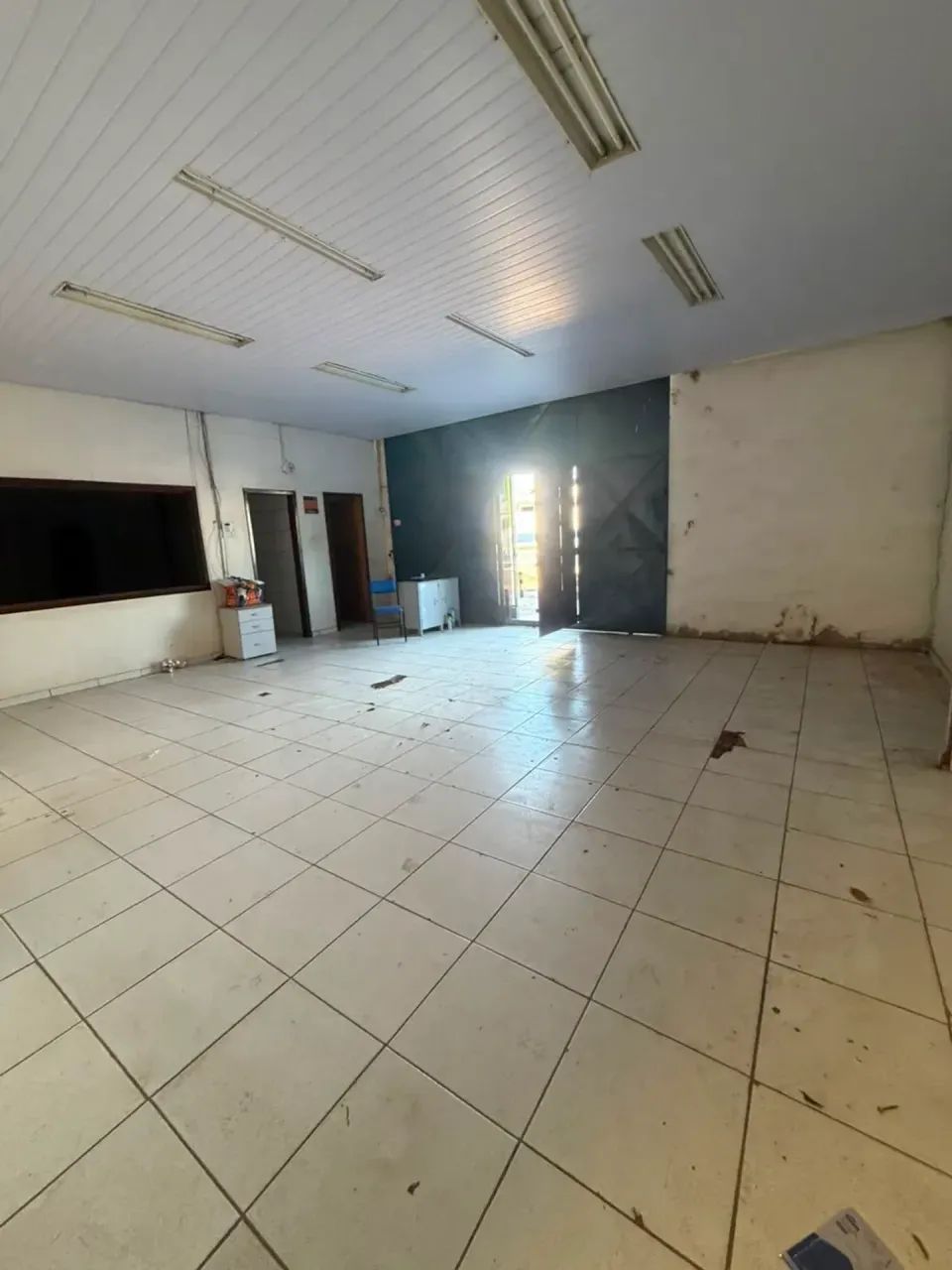 ALUGO BARRACÕES COMERCIAIS NA BEIRA RIO - Foto 5