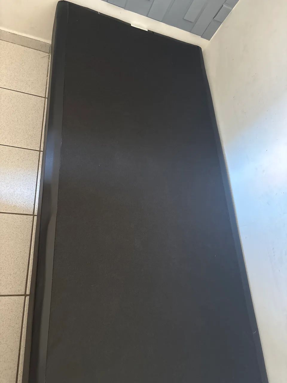 Base de cama de solteiro 
