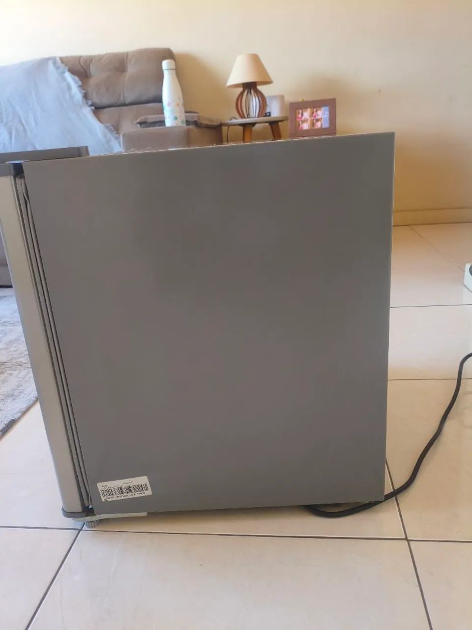 Frigobar Midea 45L Completo Seminovo - Foto 3