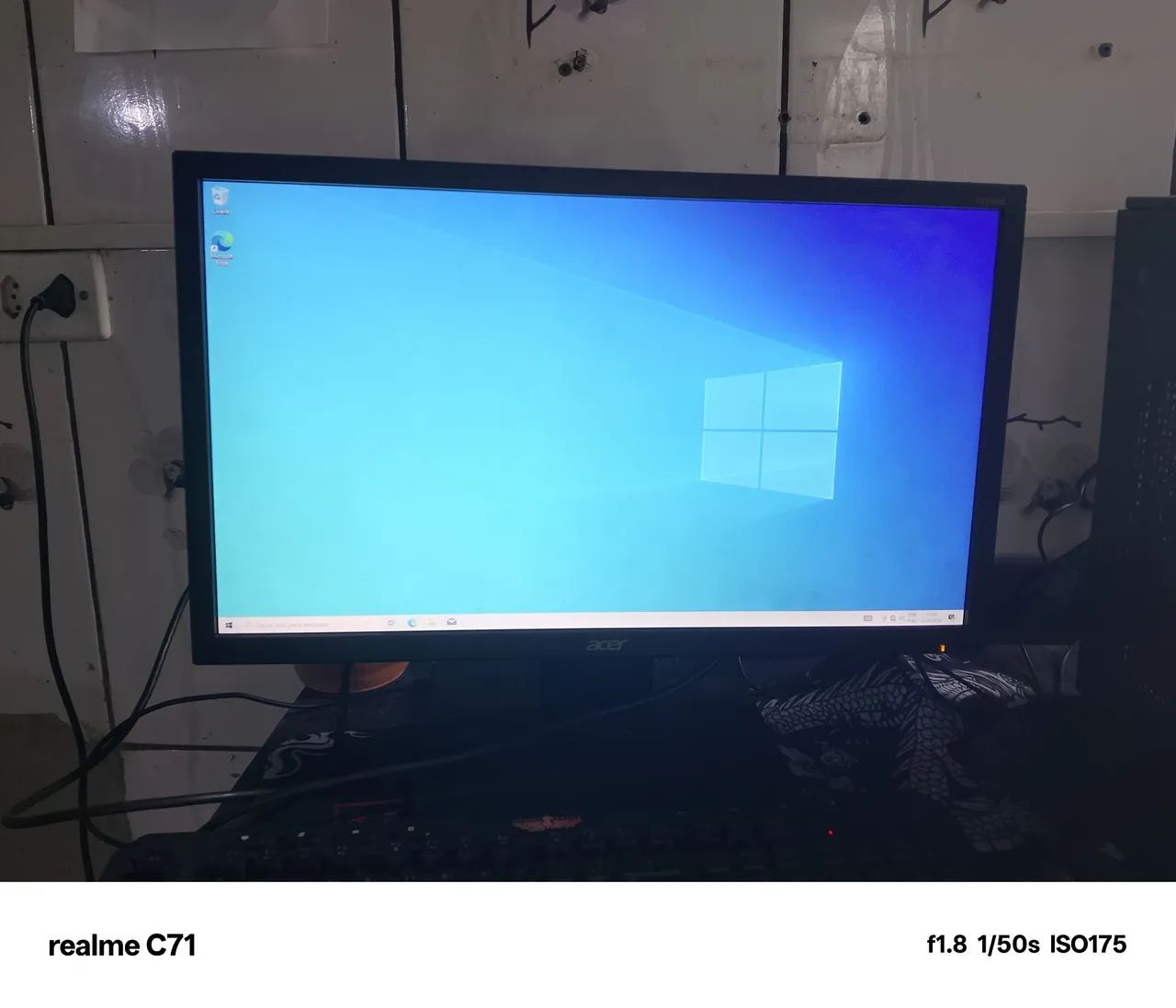 Monitor top da acer 22 polegadas com entradas HDMI sem detalhes pegar é usar entrego - Foto 2