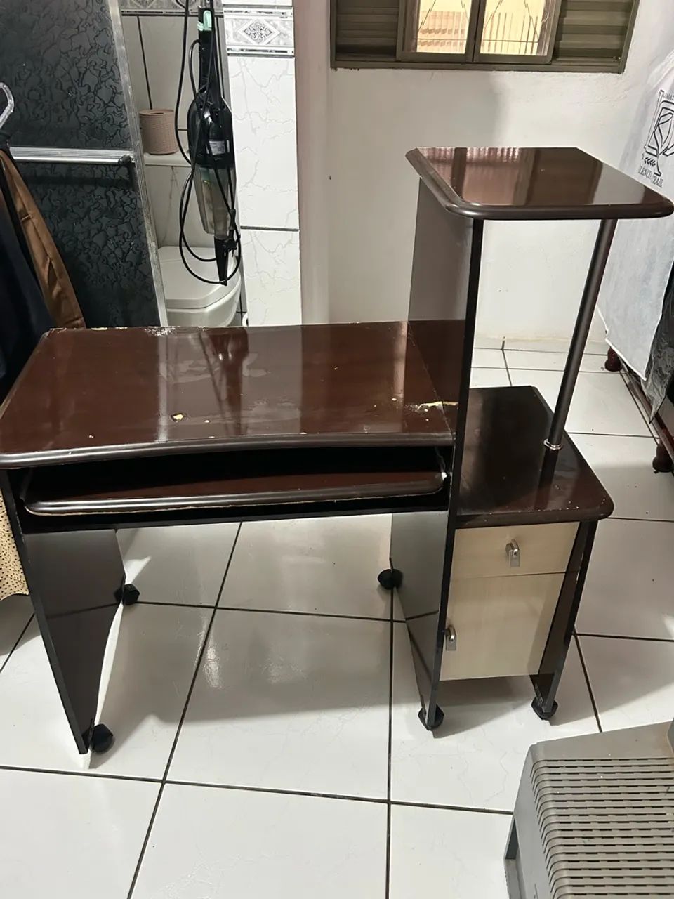 DOAÇÃO DE MESA DE PC