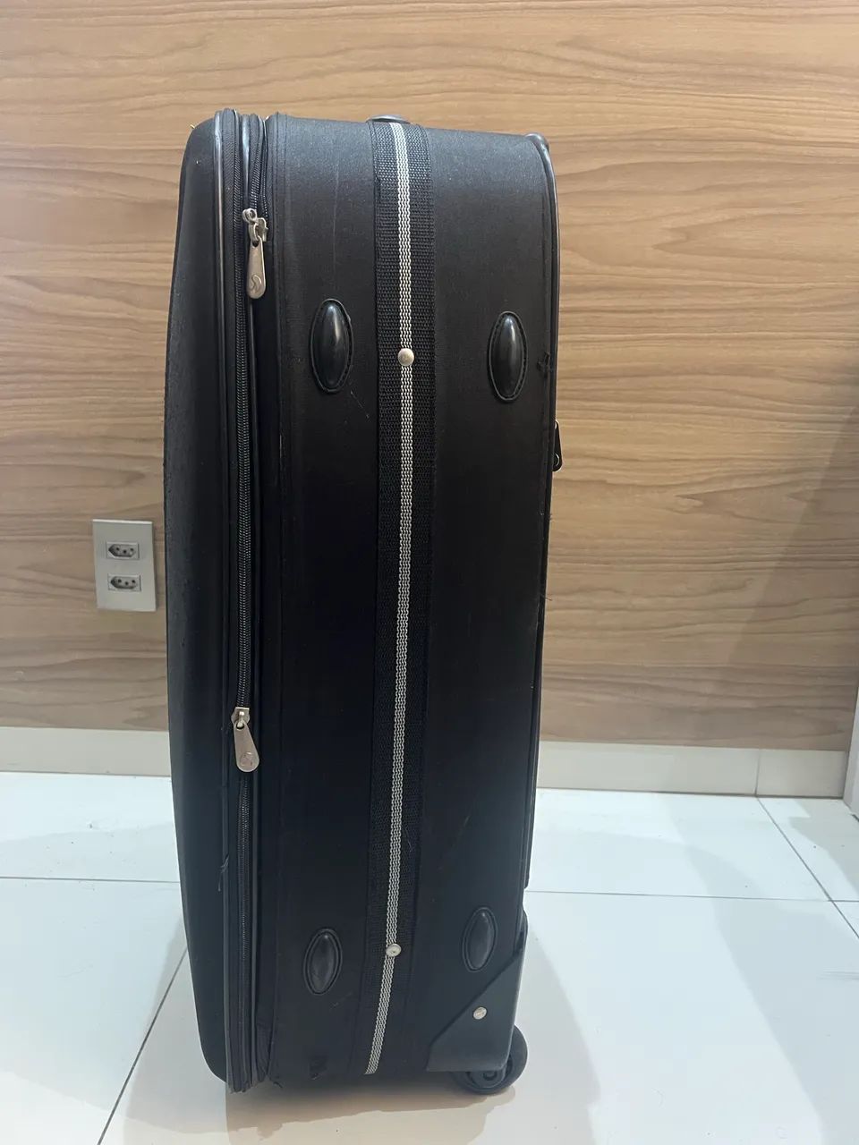 * Mala de Viagem Seminova em Excelente Estado - Foto 3