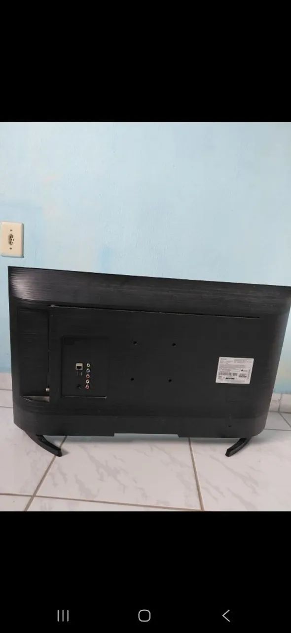 Tv 43 e 32 polegadas Tela quebrada 