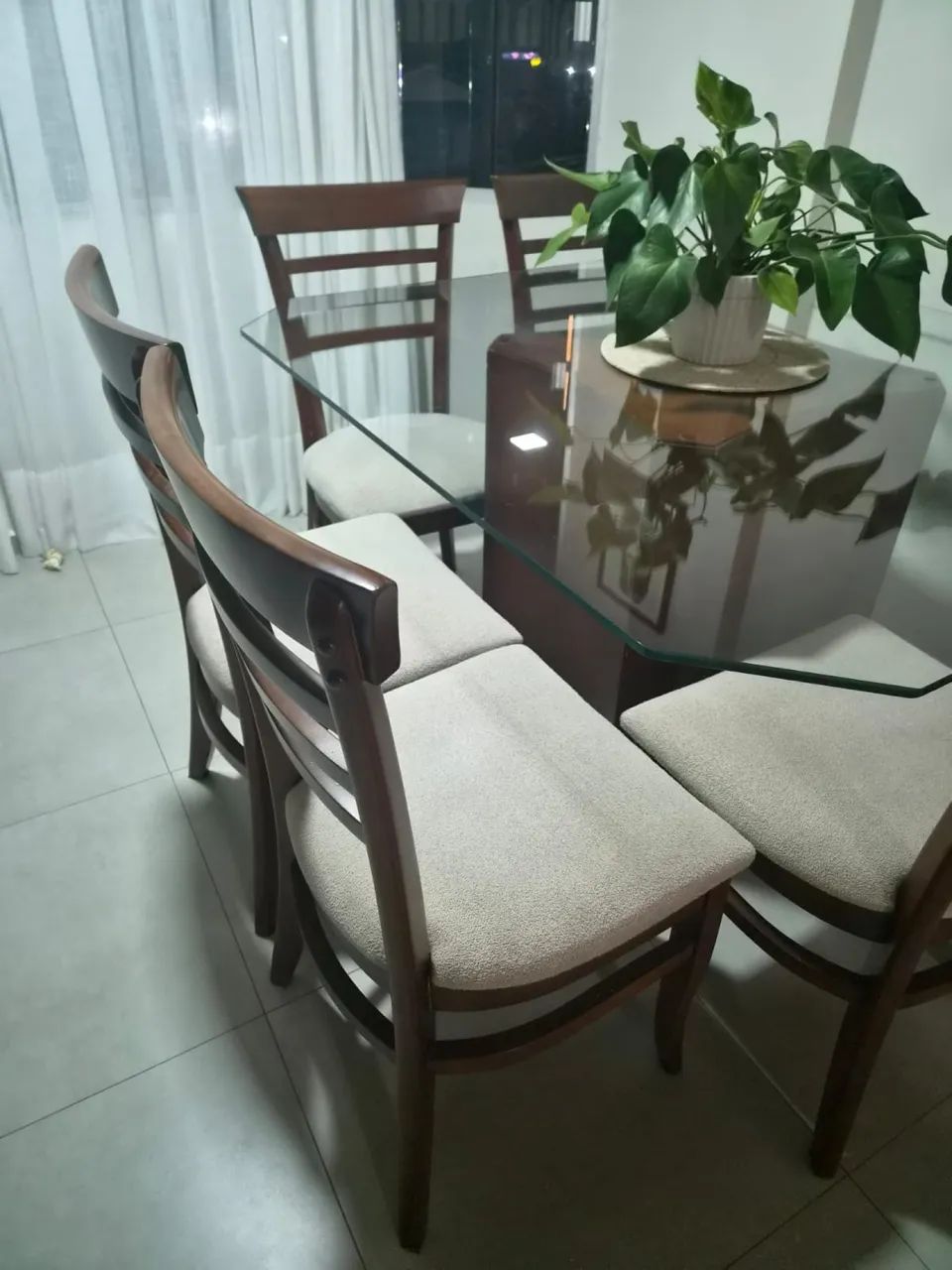 Mesa de jantar com 6 cadeiras  - Foto 3