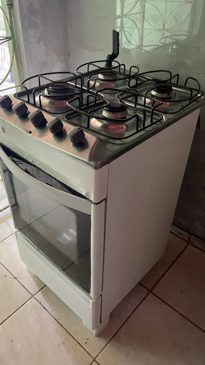 Fogão 4 bocas usado 300$ - Foto 2