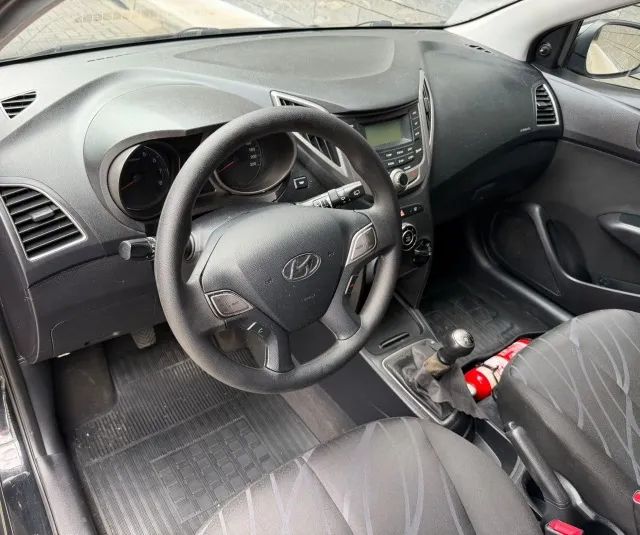 Hyundai HB20 Comf./C.Plus/C.Style 1.0 Flex 12V, foto 9 de 14
