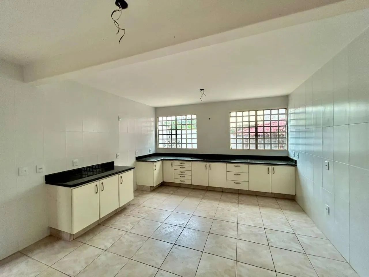 Sobrado à venda no Jardim Ana Lúcia  3 Quartos, 2 Suítes, 200 m² de área construída - Foto 12