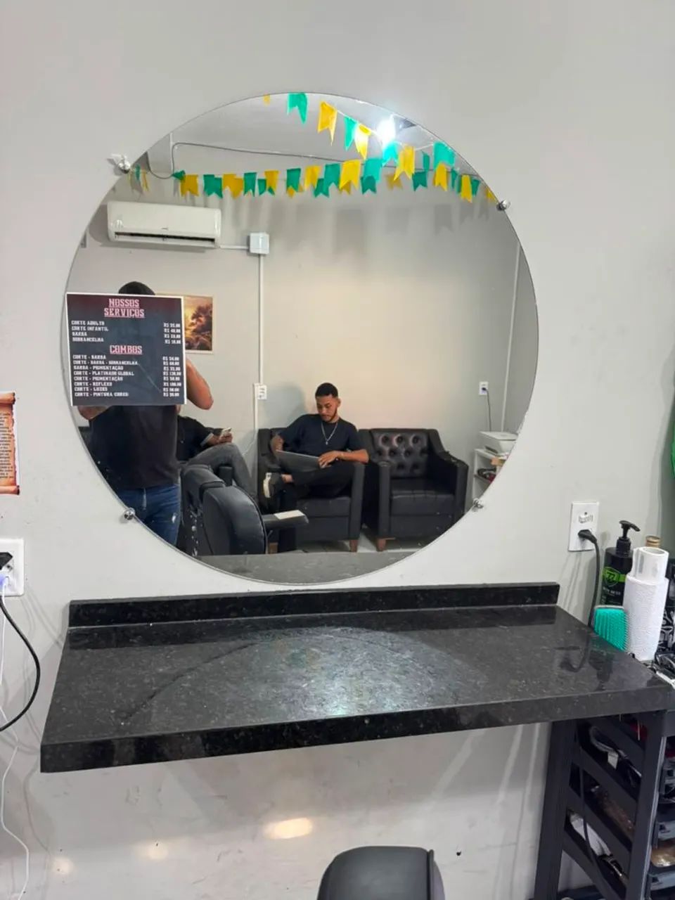 Espelho com bancada 