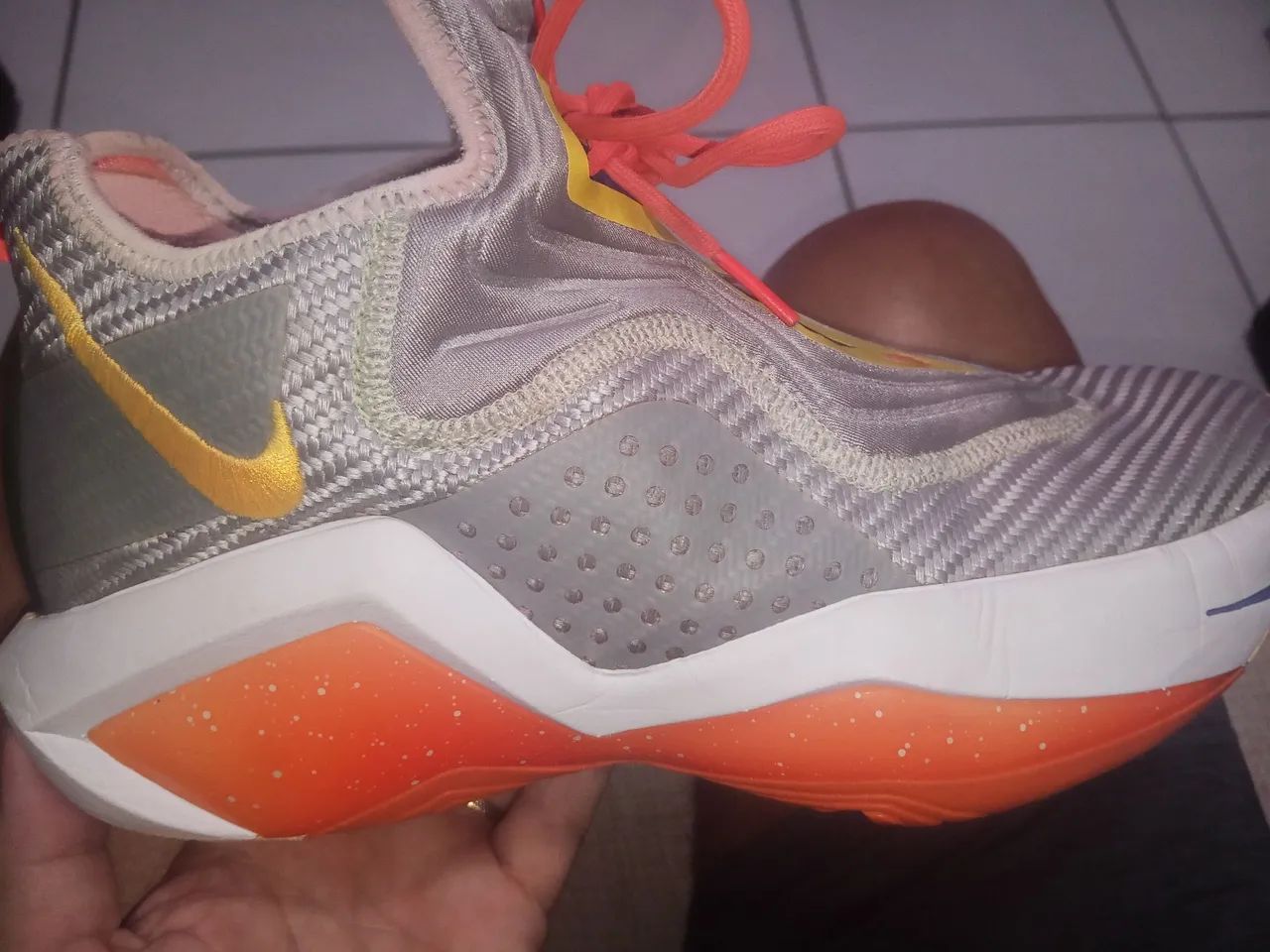 Basqueteira Nike Lebron Soldier 14 - Foto 2