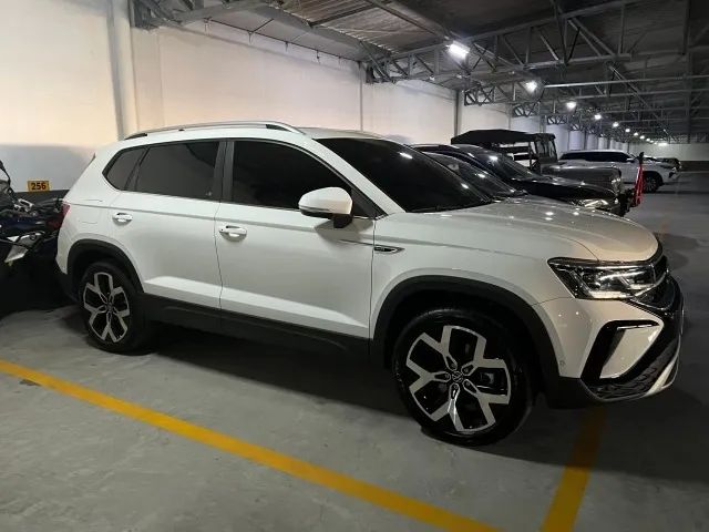 Volkswagen Taos Highline 1.4 250 TSI Flex AUT 2024 - Foto 4